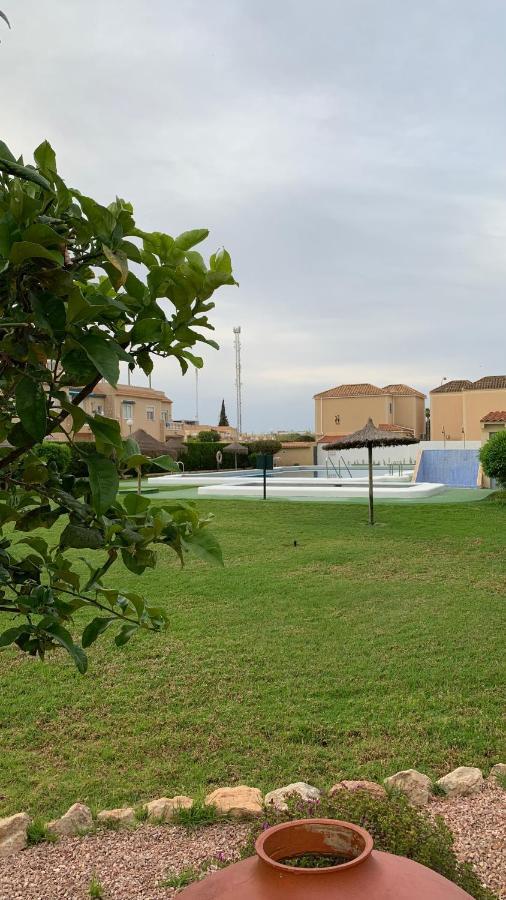 Holiday House Torrevieja Extérieur photo